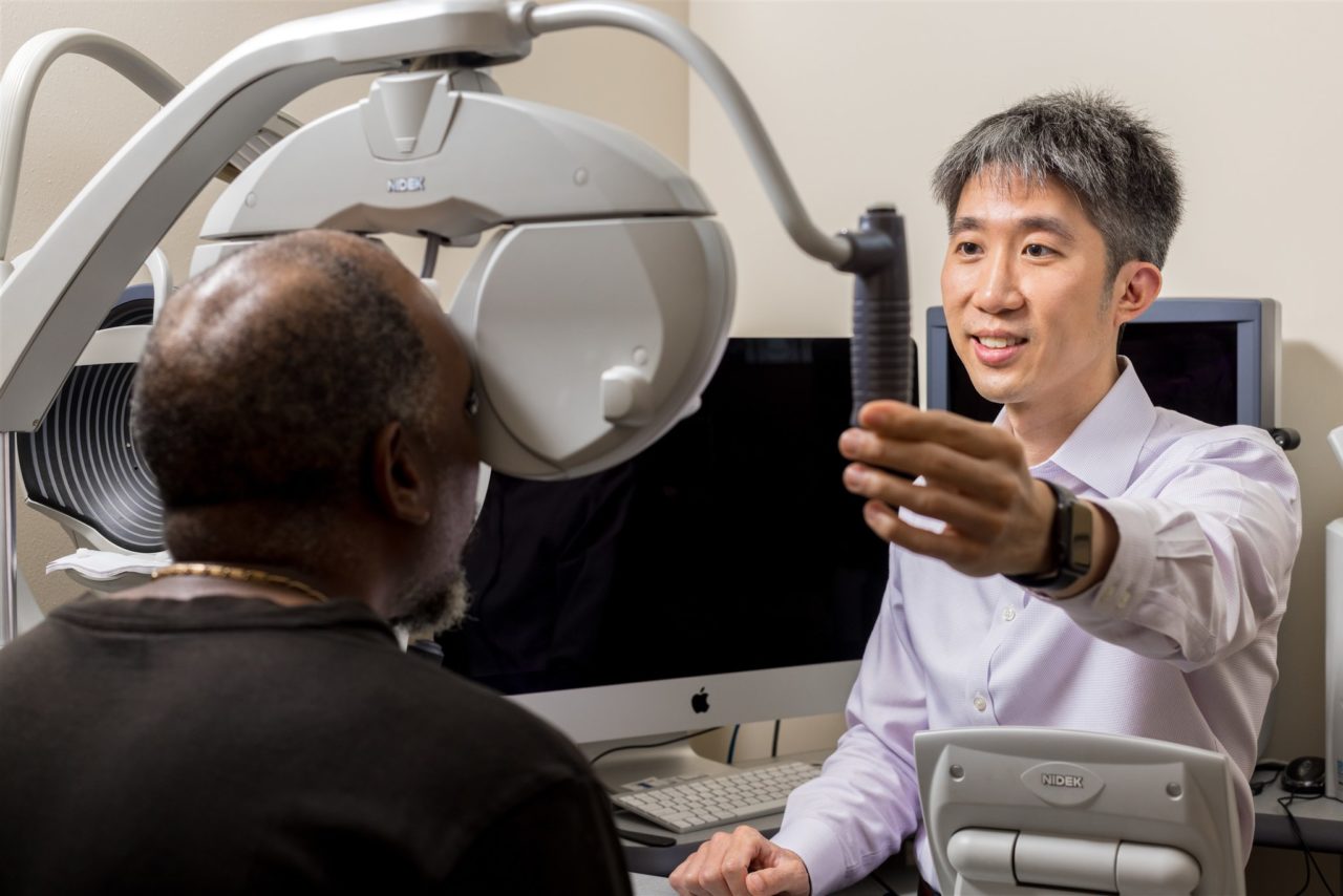 Myopia Management by Dr. Chen - 10/10 Optics Myopia Management by Dr. Chen - 10/10 Optics